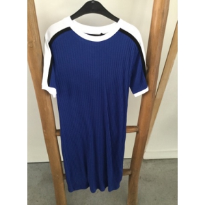  mazarine Blue