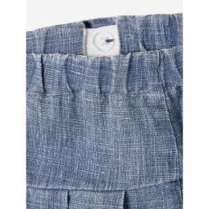 medium blue den
