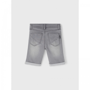 medium grey den