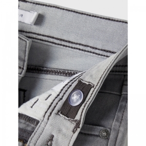  medium grey den