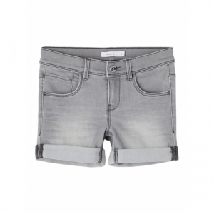 medium grey den