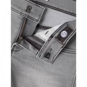  medium grey den