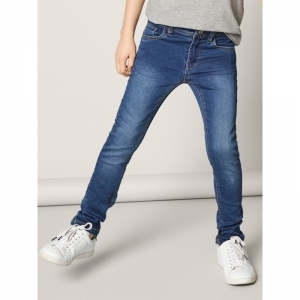 medium blue den