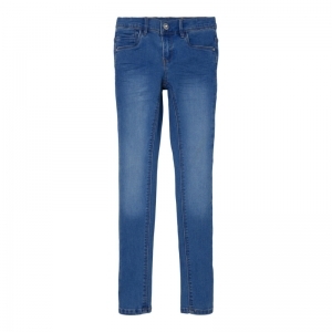 medium blue den
