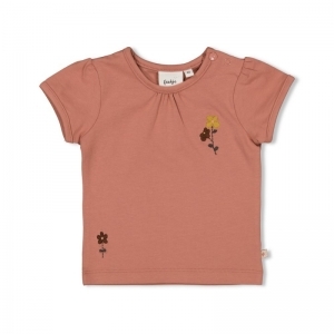 t-shirt - wild flowers berry