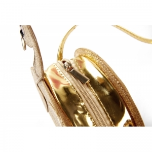 C89.101.87104 gold