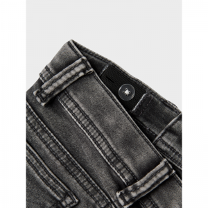  medium grey den