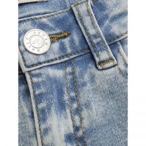  Medium denim