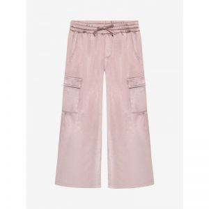  Pale mauve