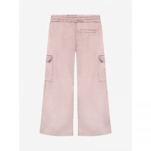  Pale mauve