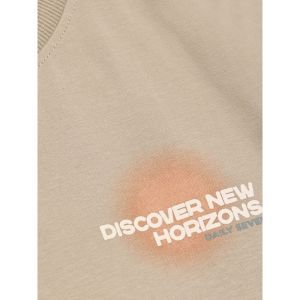 t-shirt backprint tuffet