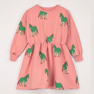 horses all over peach rose