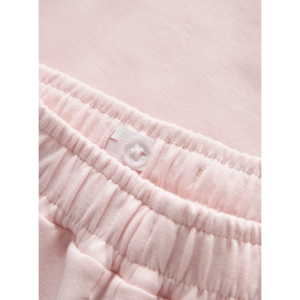  icy pink